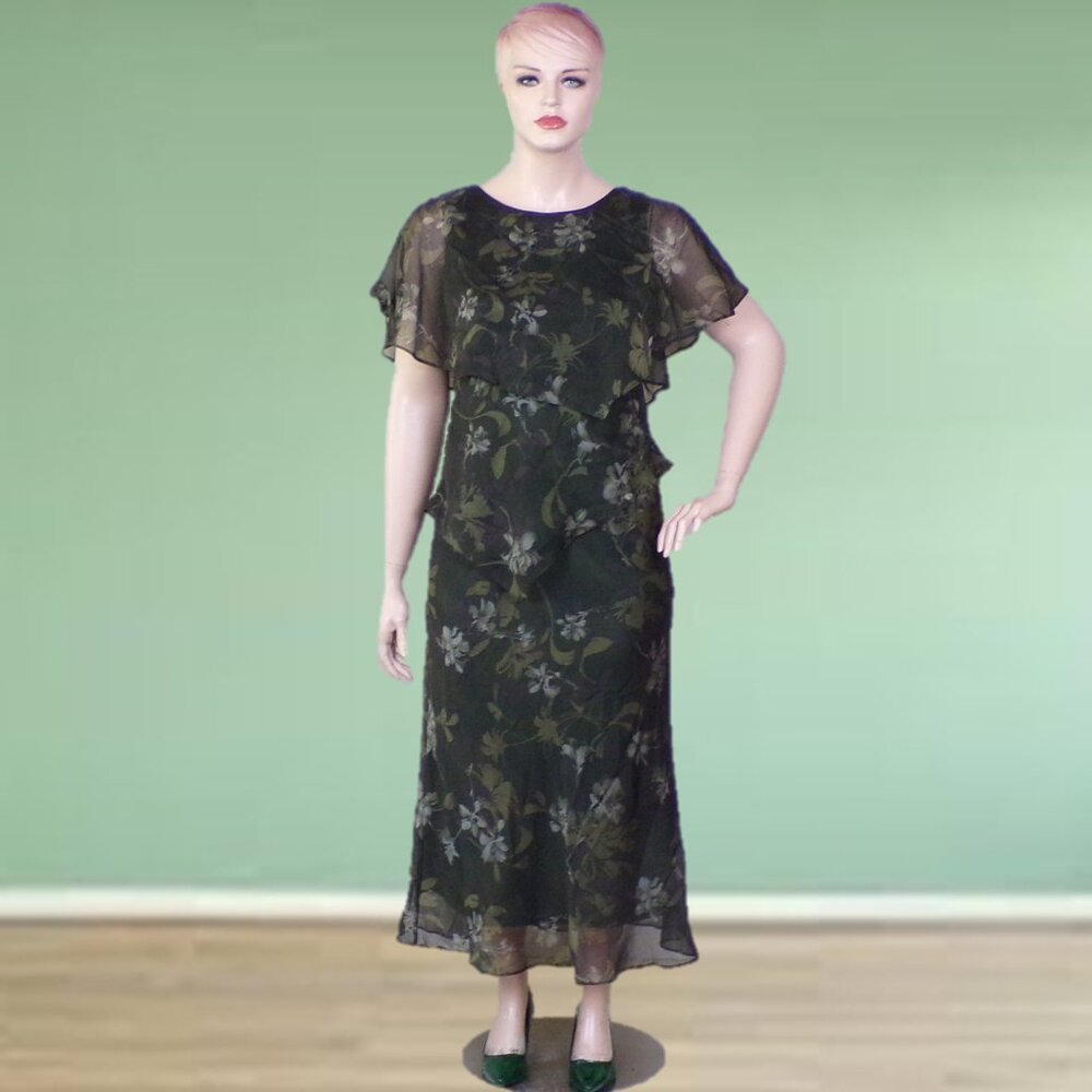 R & M RICHARDS green (mostly) floral 2-piece set size 12 top size 16 skirt